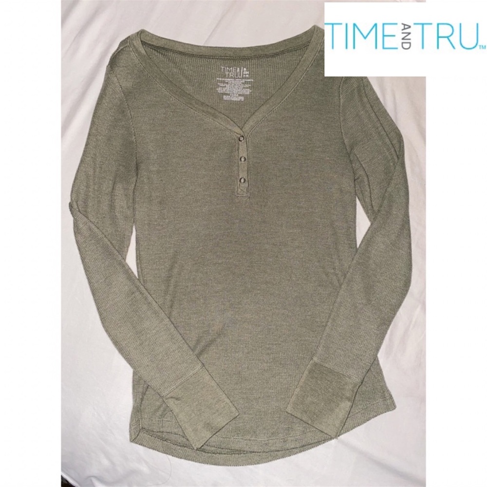 Time & Tru Thermal Top